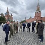 Генерал Шаманов вручил Благодарственные письма алтайским «барсам» — добровольцам СВО