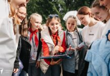 В «Сибирском Артеке» прозвучат сотни голосов нового поколения: профильная смена Движения Первых Алтайского края объединит более 350 ребят